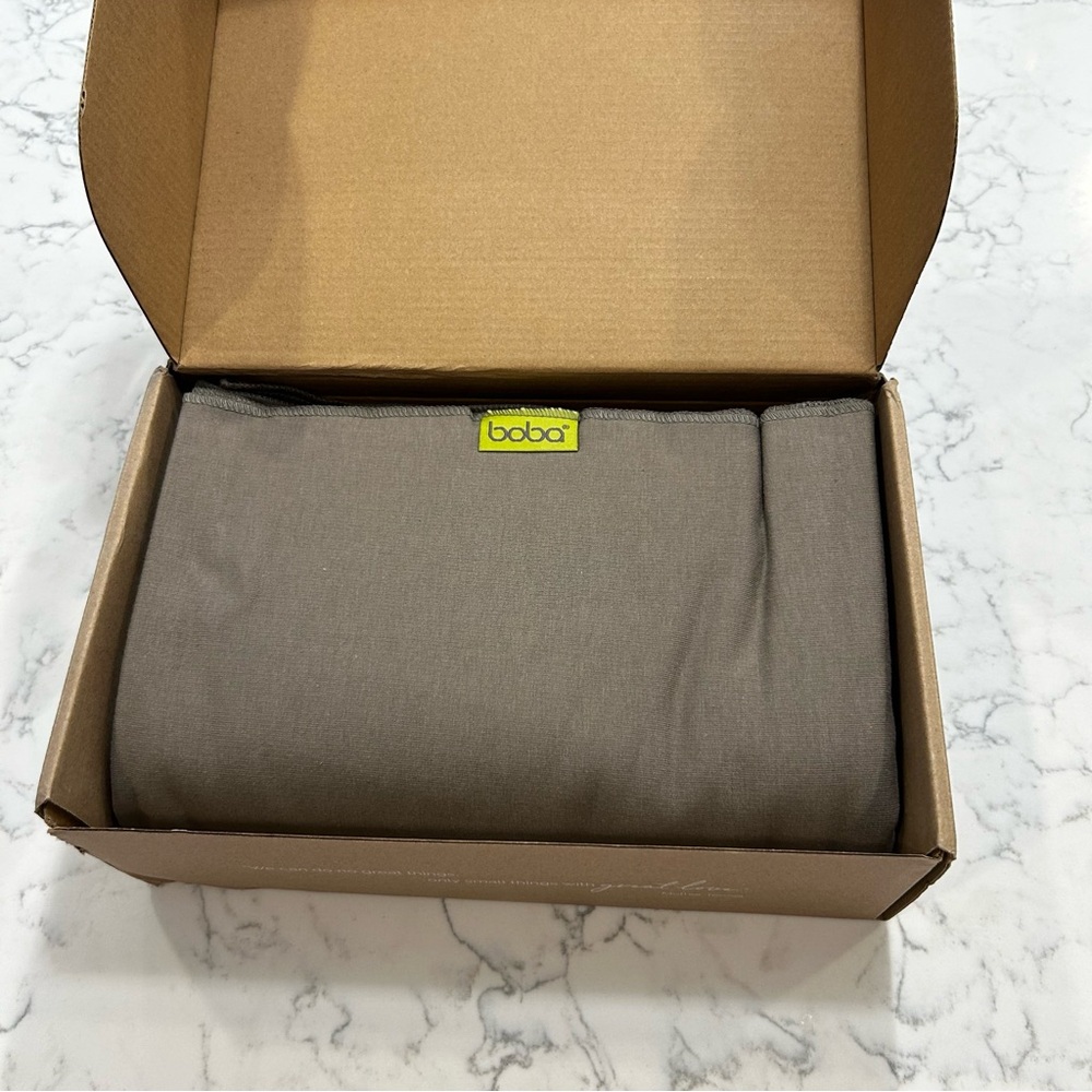 NWOT Boba Wrap Gray 7-35lbs - Picture 3 of 7